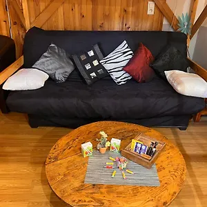 https://lastazou.midi-pyreneeshotels.com