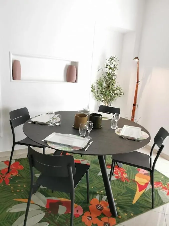 Aston - Appartement Centre Ville Massena Nizza